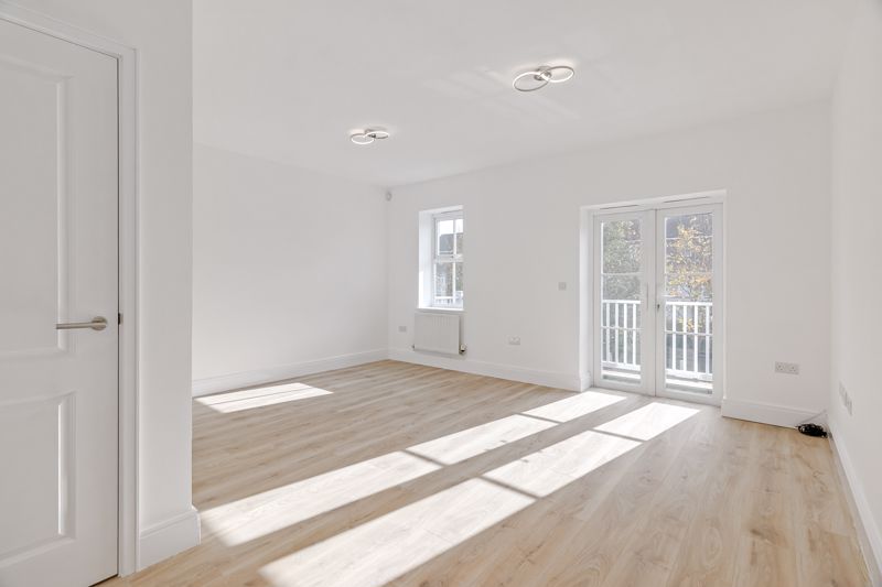 IVY GATE- click for photo gallery